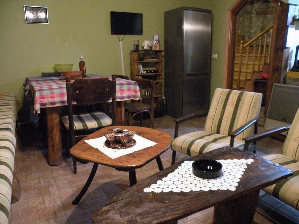 Rancho I Vancho Na Kata Omorani Luaran gambar